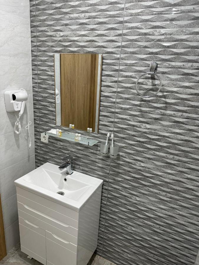 5 Wood Hotel & Spa Taschkent Exterior foto
